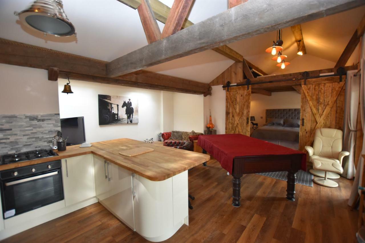 Oak Tree Stables Cottage Birmingam Exterior foto