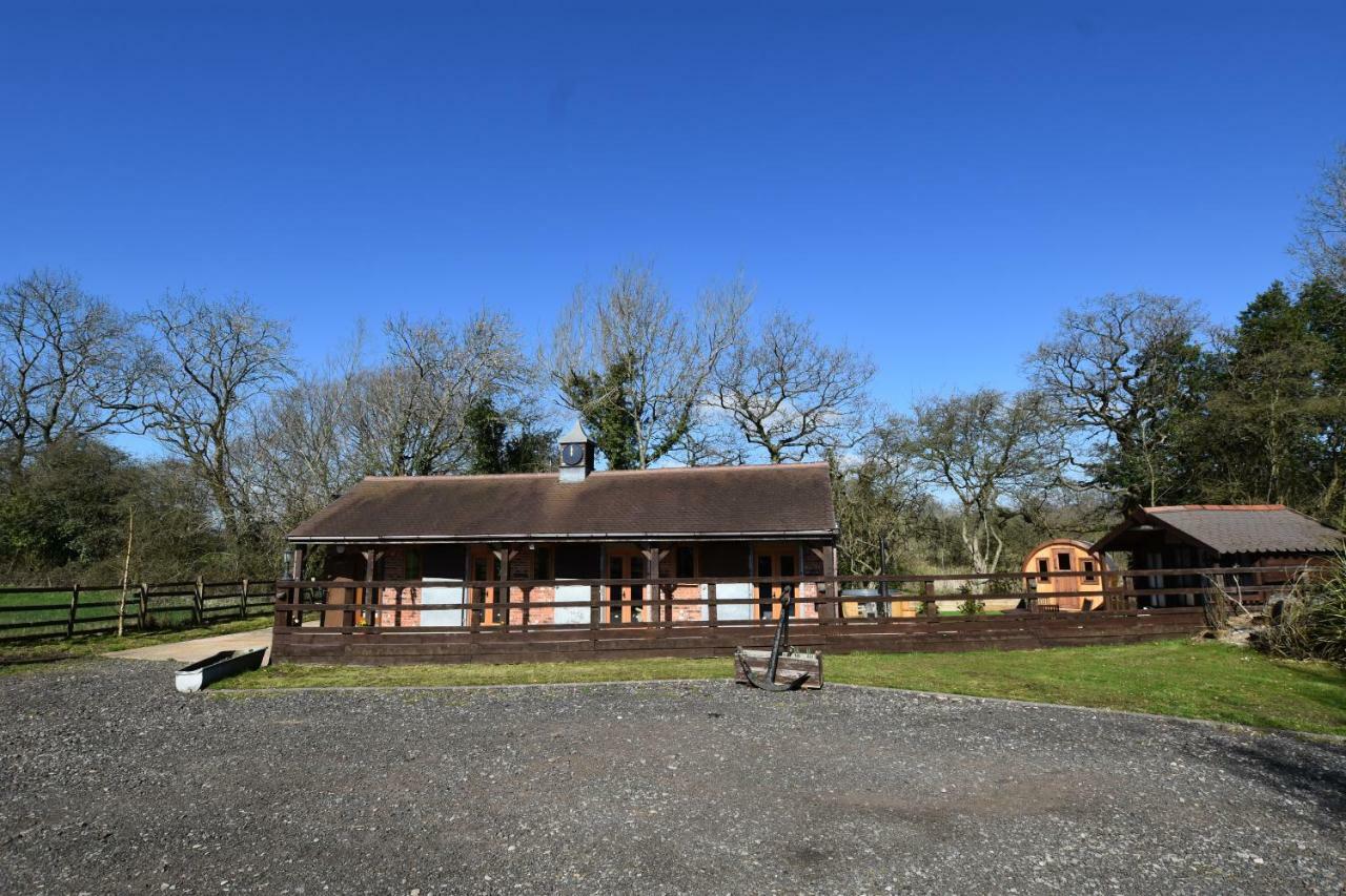 Oak Tree Stables Cottage Birmingam Exterior foto